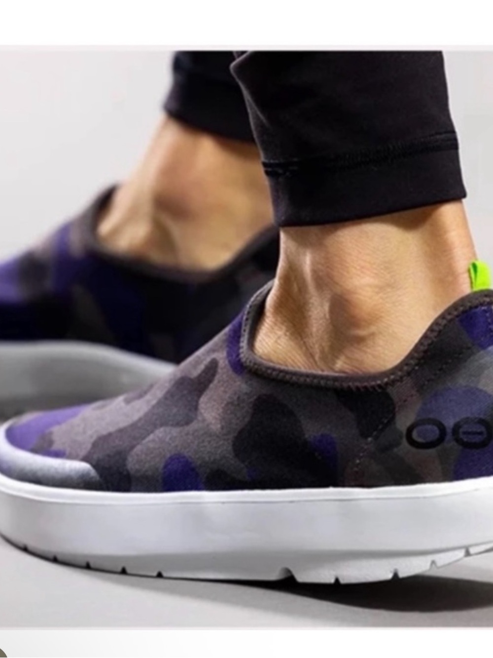 OOFOS OOMG Eezee Low Purple Camo Shoes Women’s Size 10 EU 41